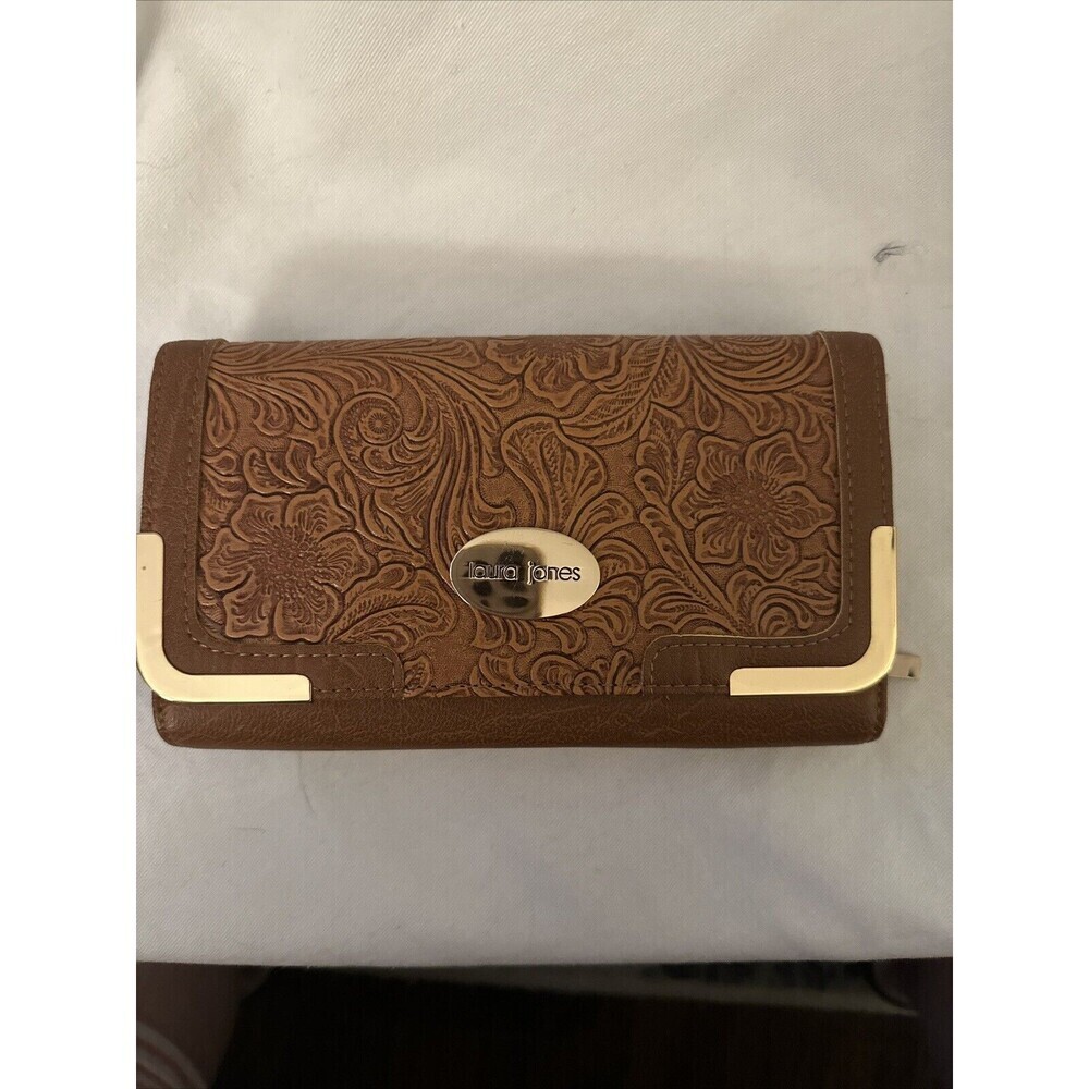 Laura Jones Tan Embossed Purse Wallet New NWT 15cm x 10cm
